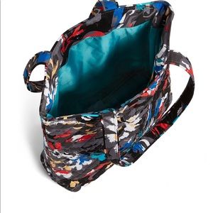 BRAND NEW Vera Bradley tote